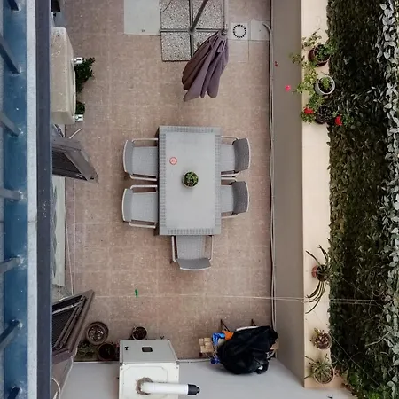 Domus