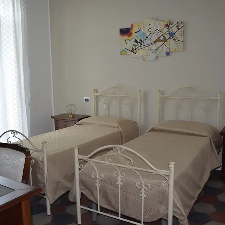 Domus Bed & Breakfast Palmi