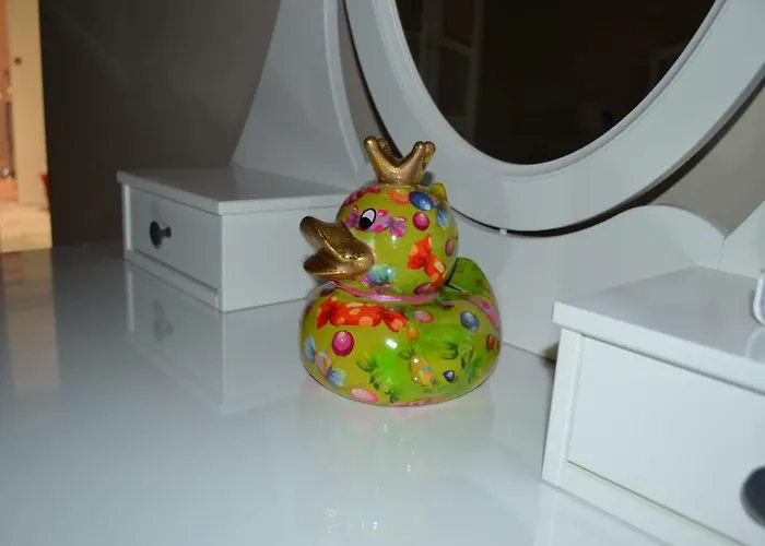 Domus Bed & Breakfast 4*